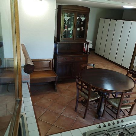 Parte Di Casa Con Giardino E Piscina Villa ปิเอตราซานตา ภายนอก รูปภาพ