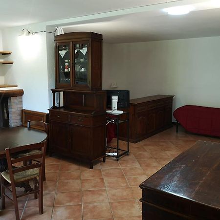 Parte Di Casa Con Giardino E Piscina Villa ปิเอตราซานตา ภายนอก รูปภาพ