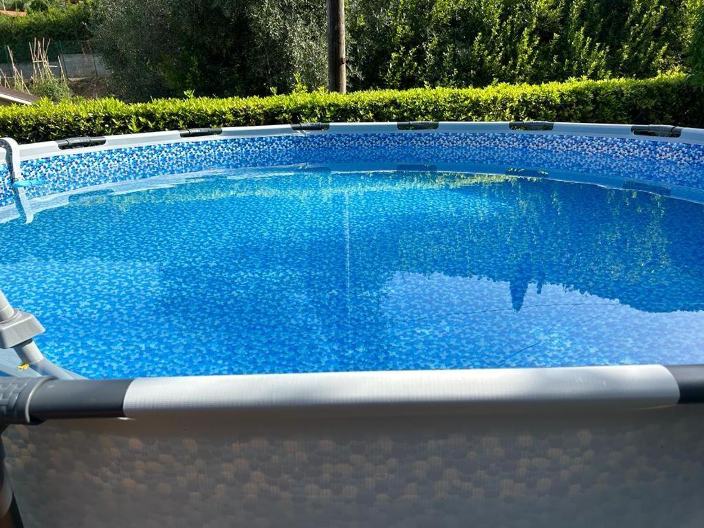 Parte Di Casa Con Giardino E Piscina Villa ปิเอตราซานตา ภายนอก รูปภาพ