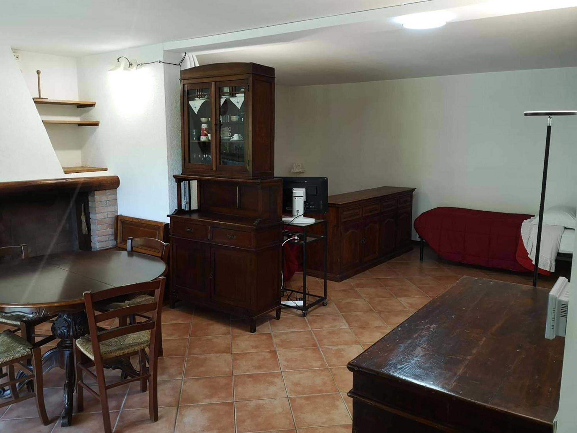 Parte Di Casa Con Giardino E Piscina Villa ปิเอตราซานตา ภายนอก รูปภาพ
