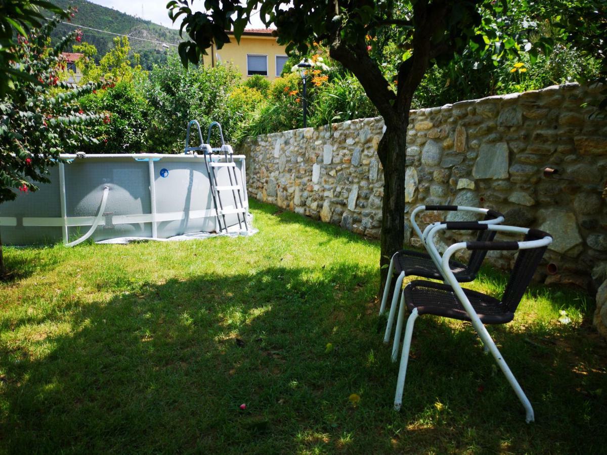 Parte Di Casa Con Giardino E Piscina Villa ปิเอตราซานตา ภายนอก รูปภาพ